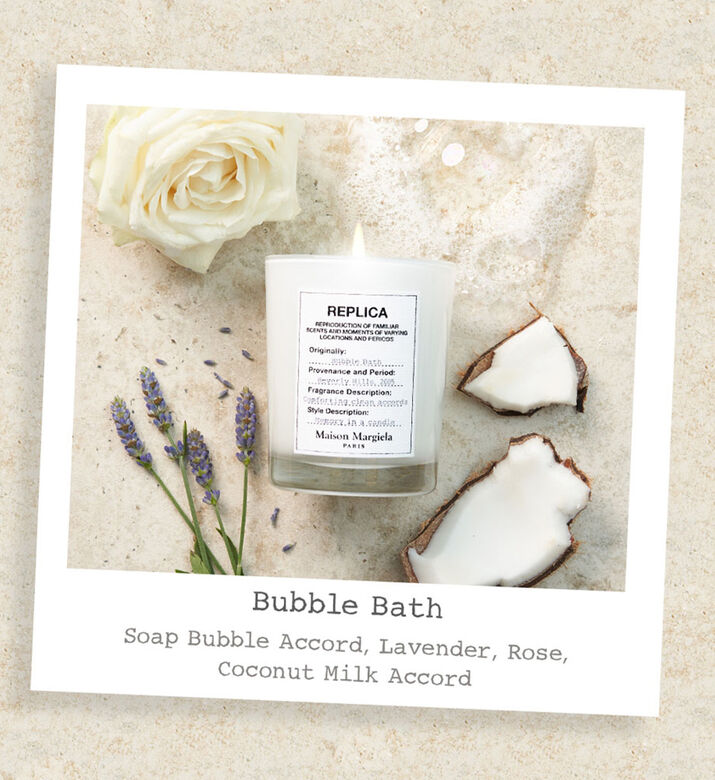 شمعة ريبليكا معطرة برائحة حمام فقاعات 165 جم