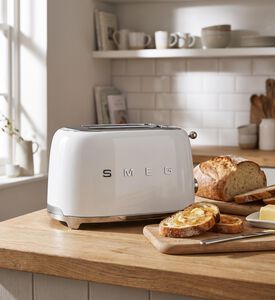 Smeg 50s Style 4-slice Toaster, White, Packshot View