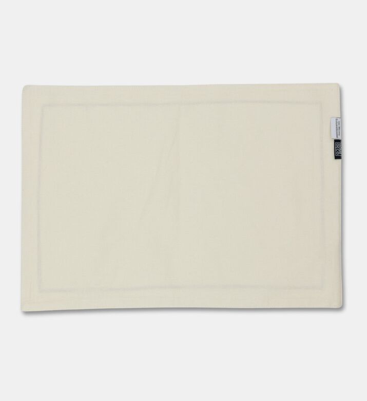 Home Deco and More Chic Embroidered Table Mat, Packshot View