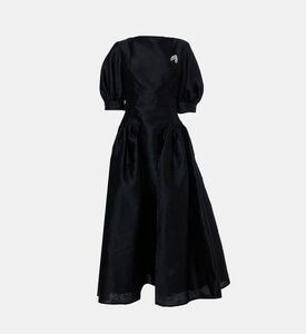 فستان متوسط الطول بياقة قارب