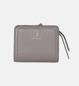 محفظة جلدية صغيرة الحجم