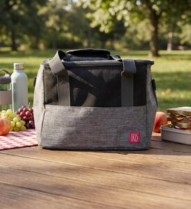 Iris Barcelona Marble Heat-insulated Cooler Bag, Model View
