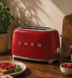 Smeg 50s Style 4-slice Toaster, Red, Packshot View