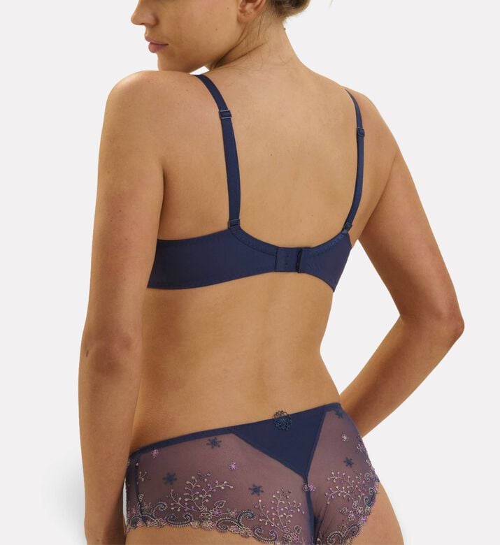 Simone Perele Bra Plunging, Model View
