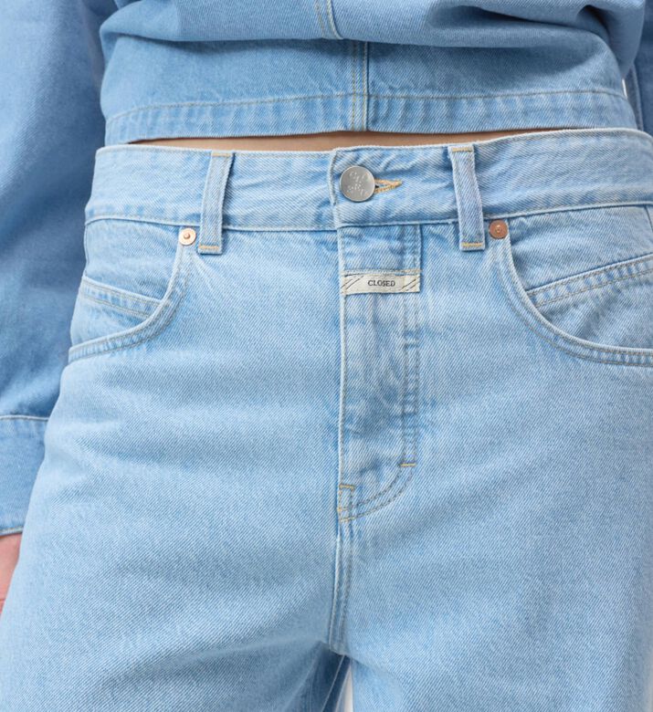Closed Jeans Nikka, Model View