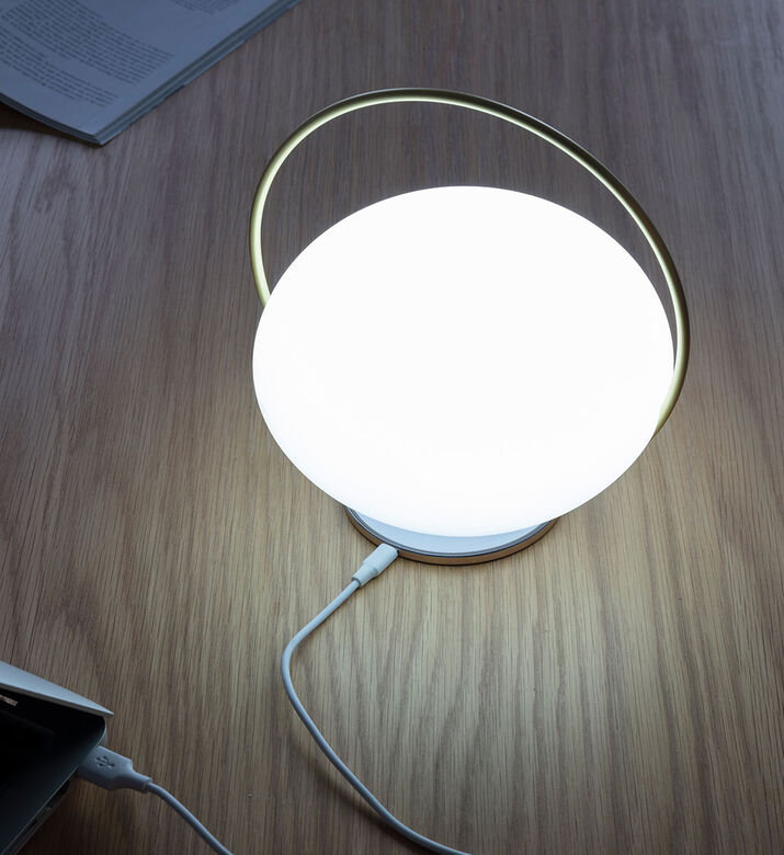 مصباح طاولة ألومنيوم لاسلكي من أوربت