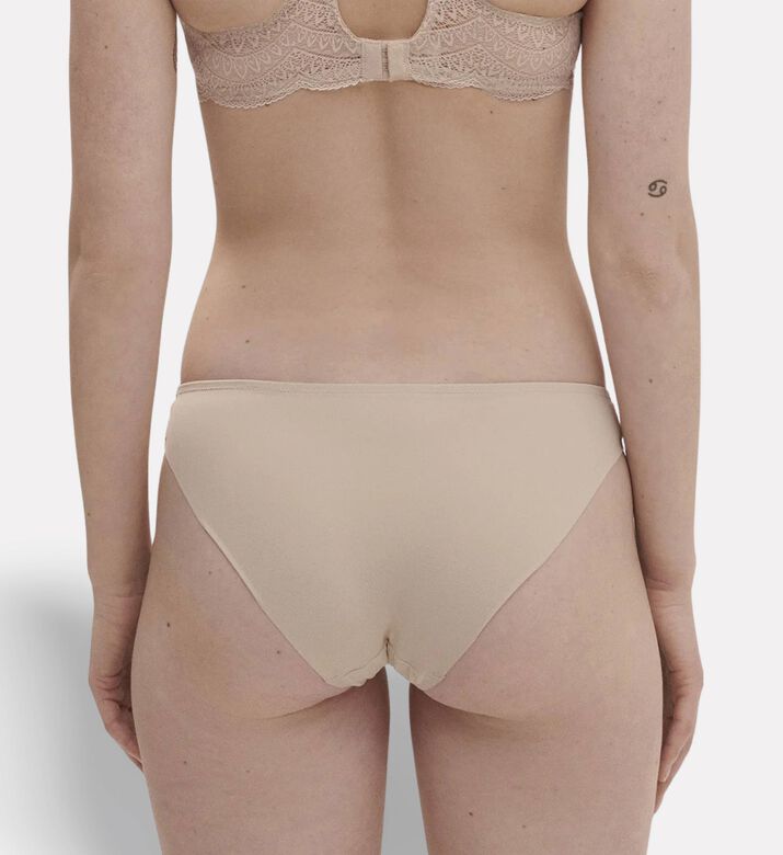 Simone Perele Karma Bikini Briefs, Light-pink, Xs, Model View