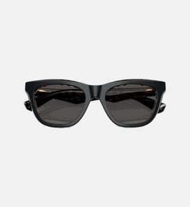 نظارات شمسية لامعة بتصميم كات آي 53