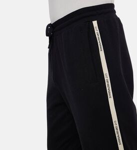 EA7 Pant, Model View