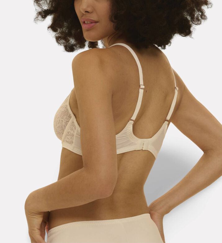 Simone Perele Bra Scarf, Ivory, 90, F, Model View