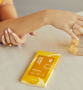 لوح شوكولاته باللوز المملح