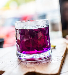 طقم أكواب مياه بلاستيكية سوبرغلاس قطعتين