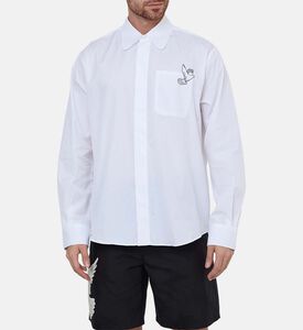 تيشيرت مزين بشعار مطرز بصف أزرار