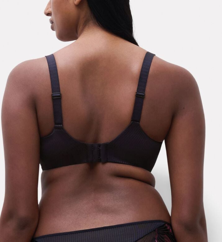 Chantelle Underwired Very Covering Bra, Blue, 95, E, Model View