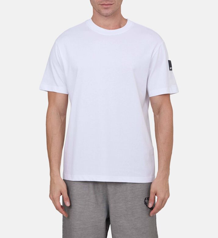 تيشيرت قصير الأكمام برقعة شعار سيليكون