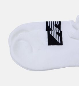 جوارب بتطريز شعار