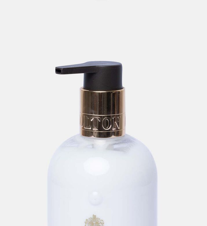 Jasmine Sun Rose Body Lotion 300 Ml