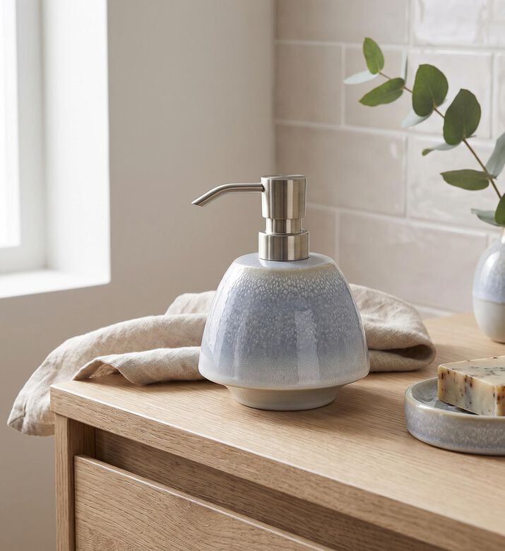 Aquanova Figo Ceramic Soap Dispenser, Model View
