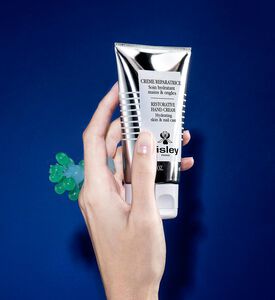 قناع الطين المنقي قبل الشامبو