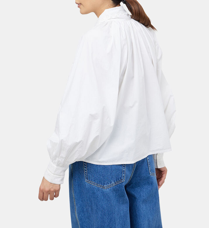 ربطة العنق الدانتيل