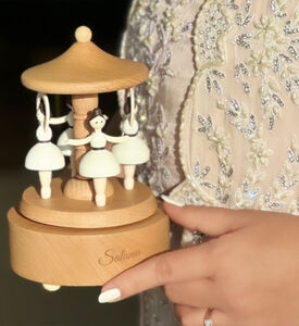 راقصة باليه دوارة موسيقية مخصصة