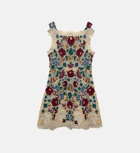 فستان كاثرين قصير مطرز بأزهار