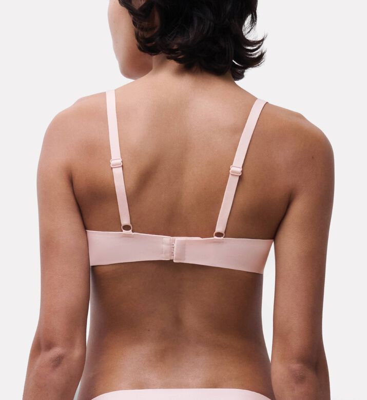 Chantelle Bra, Model View