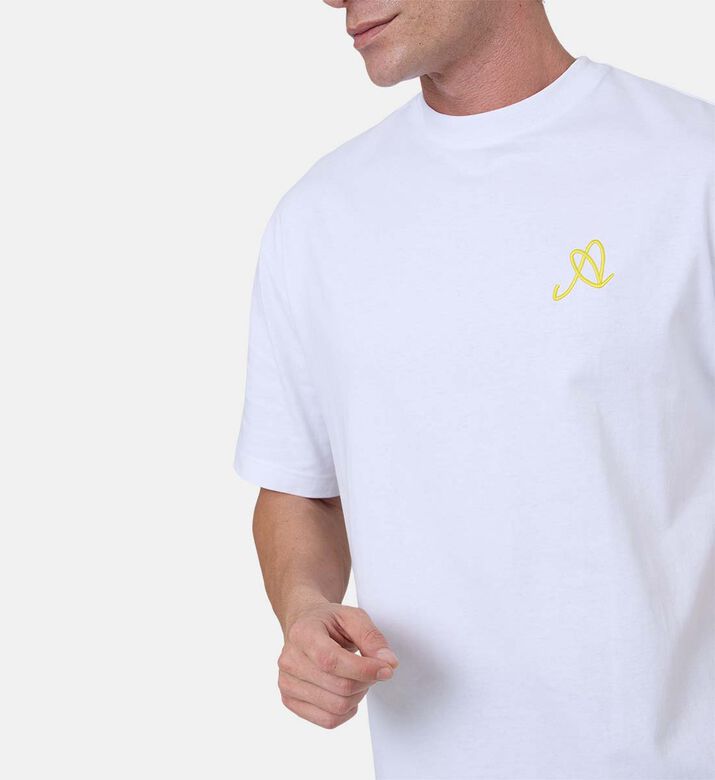 Stitch A-detail Embroidered T-shirt