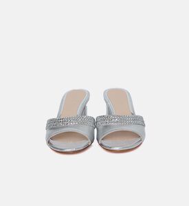 حذاء مفتوح من خلف مزين بلون معدني