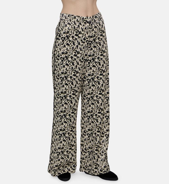 Ba and Sh Pant Plyde, Model View