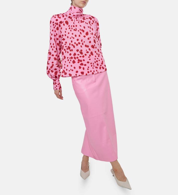 Rowen Rose Ruched Raglan Sleeves Blouse, Model View