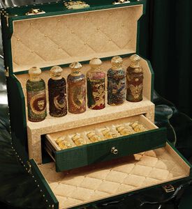 Alexandre J Set Beaux Arts La Malle Art, Packshot View