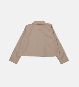 معطف قصير بشعار مزين بأحجار الراين