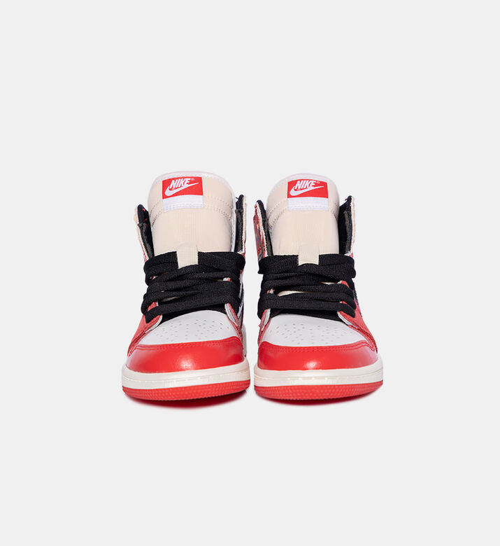 High-top Basketball Sneaker High-top Basketball Sneaker