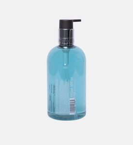 غسول اليد بالشمر البحري من السرو الساحلي