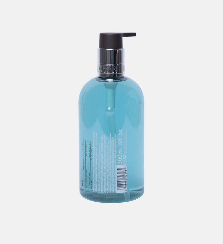 غسول اليد بالشمر البحري من السرو الساحلي