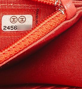 Chanel Chanel Quilted Leather Classic Wallet On Chain Preowned, Packshot View