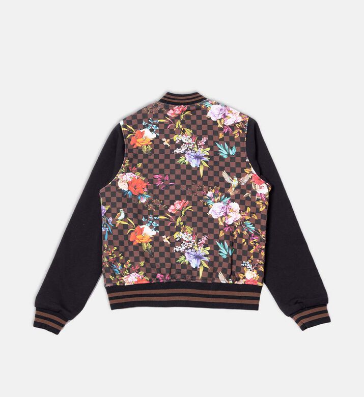 جاكيت غاردن أوف شاركس بتصميم جامعي بحواف مزخرفة