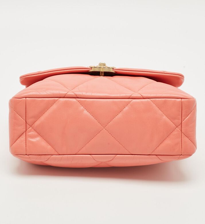 Chanel Bag Meduim, Packshot View