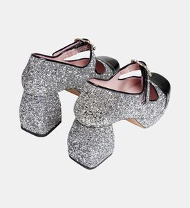 كعب العالي للاطفال