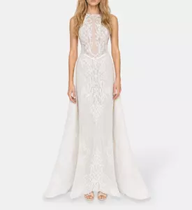 AAVVA Dress Hazar, Model View