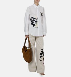 قميص مطرز بأزهار