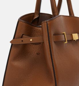 Demellier The Midi Hudson Crossbody Bag, Light-brown, Packshot View
