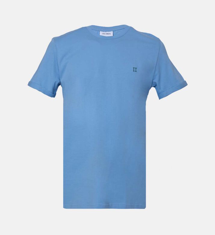 تيشيرت نورغارد قصير الأكمام بشعار متباين