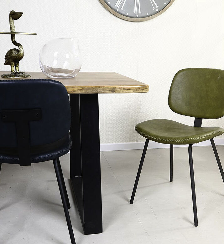 Wide Back Mappo Chair