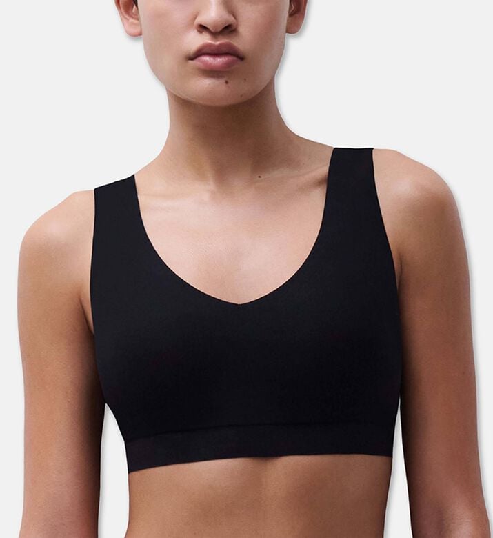 Chantelle Bra Soft, Black, Xs-s, Model View