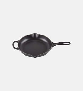 Le Creuset Cast Iron Skillet, Black, 23-cm, Packshot View