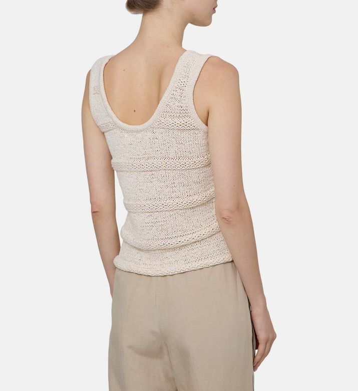 بلوزة سانيتي بدون أكمام ضيقة بنقشة