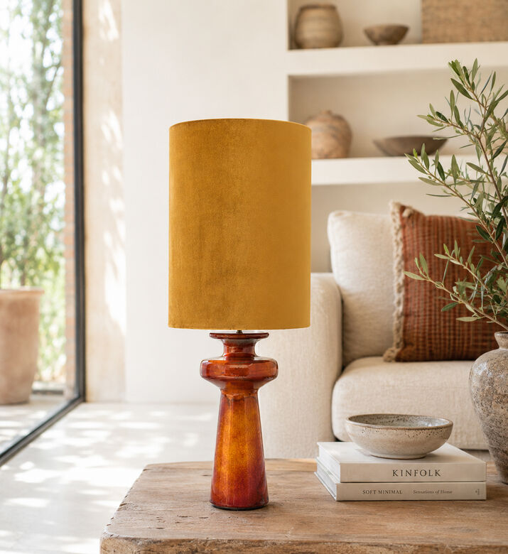 Versmissen Hourglass Table Lamp, Packshot View