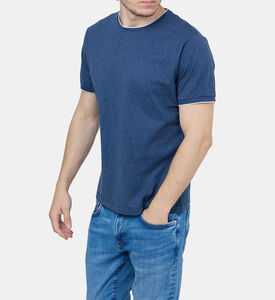 تي شيرت بأكمام قصيرة